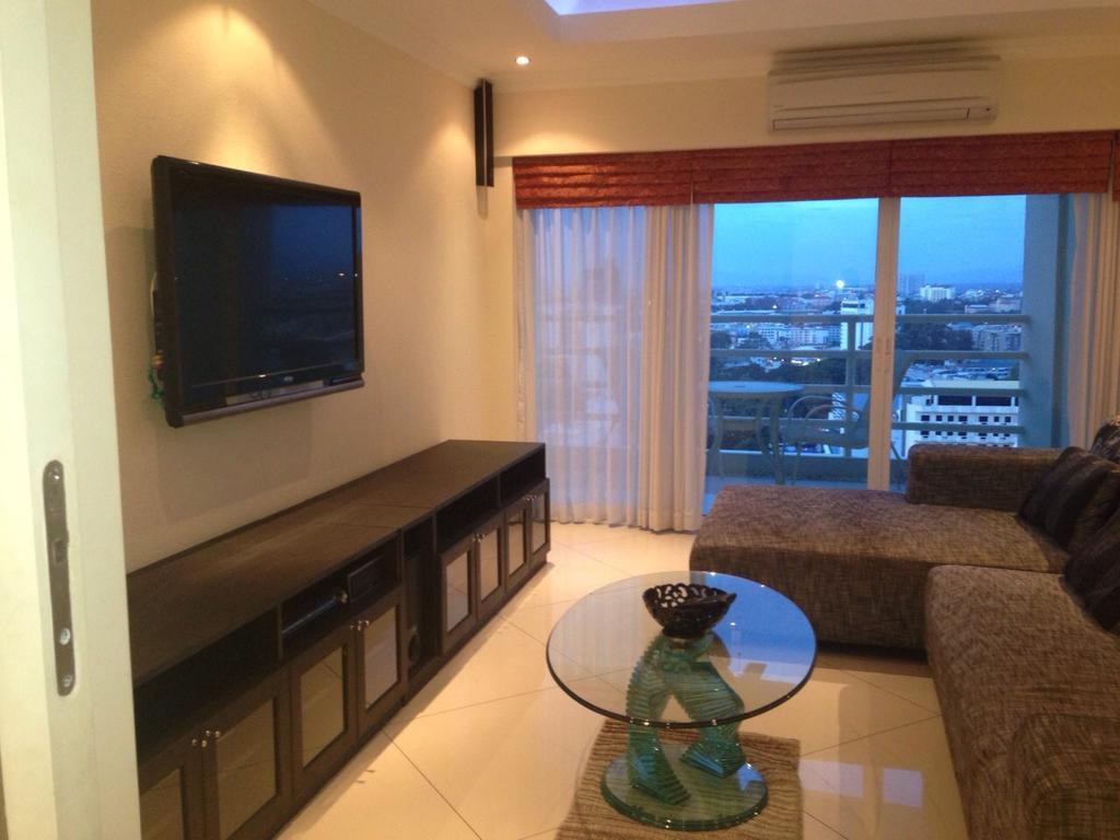 View Talay 6 Pattaya Beach By Cando المظهر الخارجي الصورة